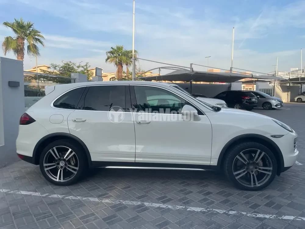 Used Porsche Cayenne GTS 2012