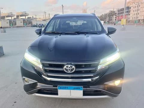 تويوتا راش 1.5L Highline 2020 مستعملة تويوتا راش 1.5L Highline 2020 مستعملة للبيع