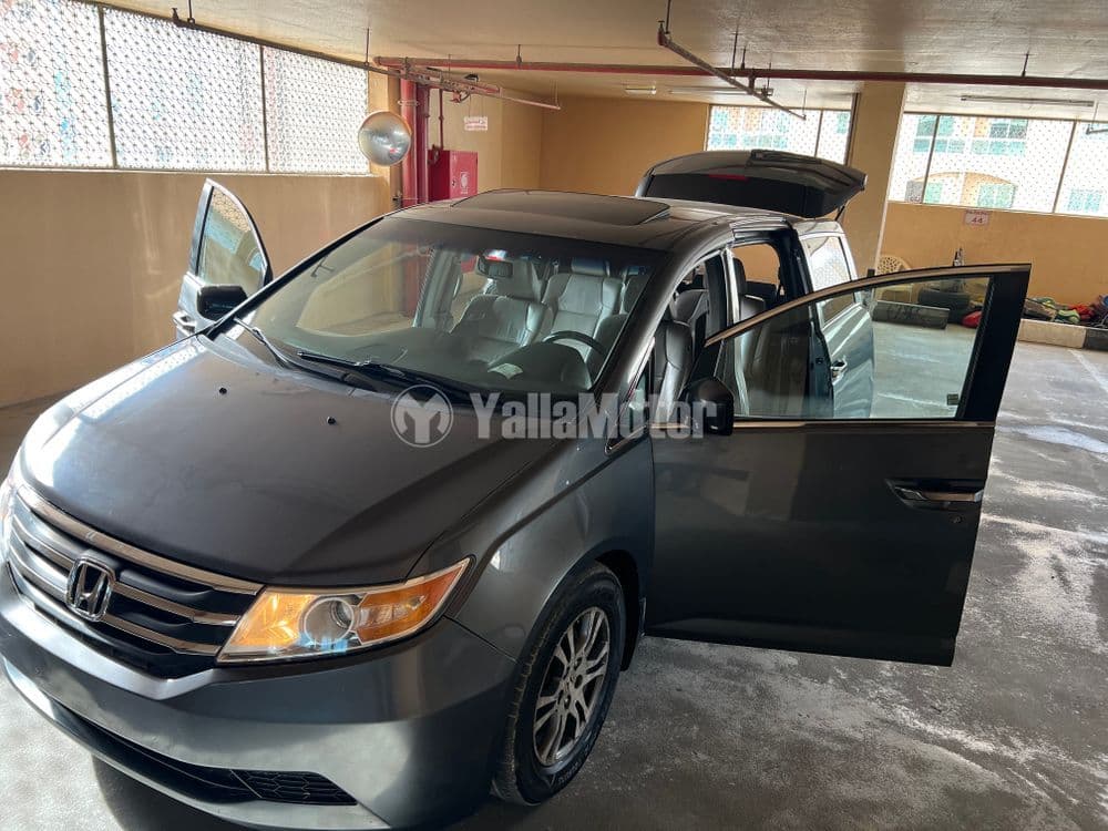 Used Honda Odyssey 3.5 Touring 2012