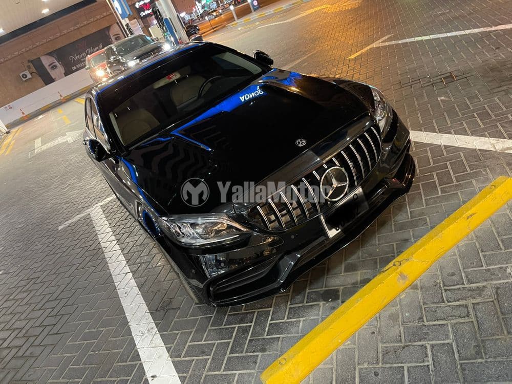 Used Mercedes-Benz 300 2018