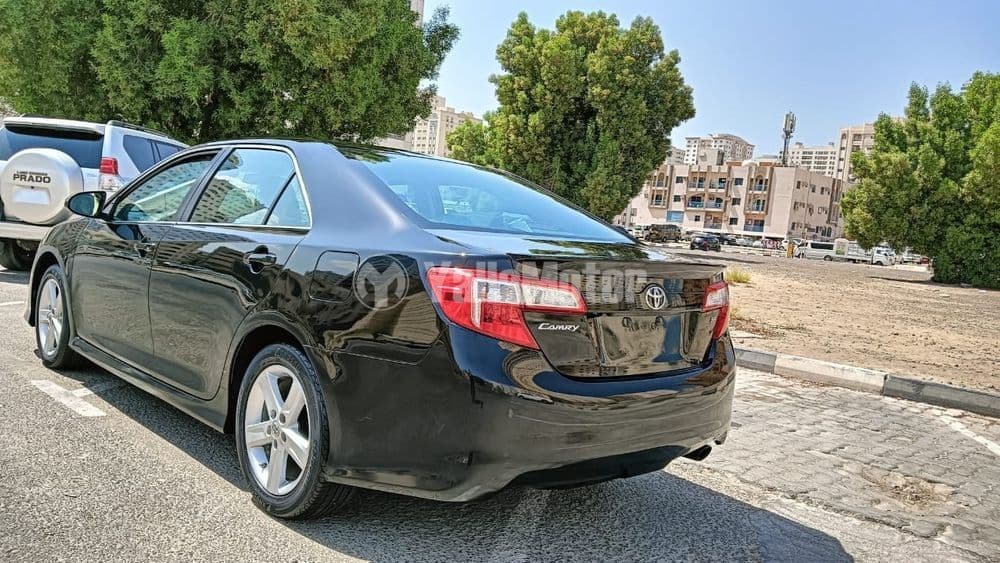 Used Toyota Camry 2.5L Limited 2014