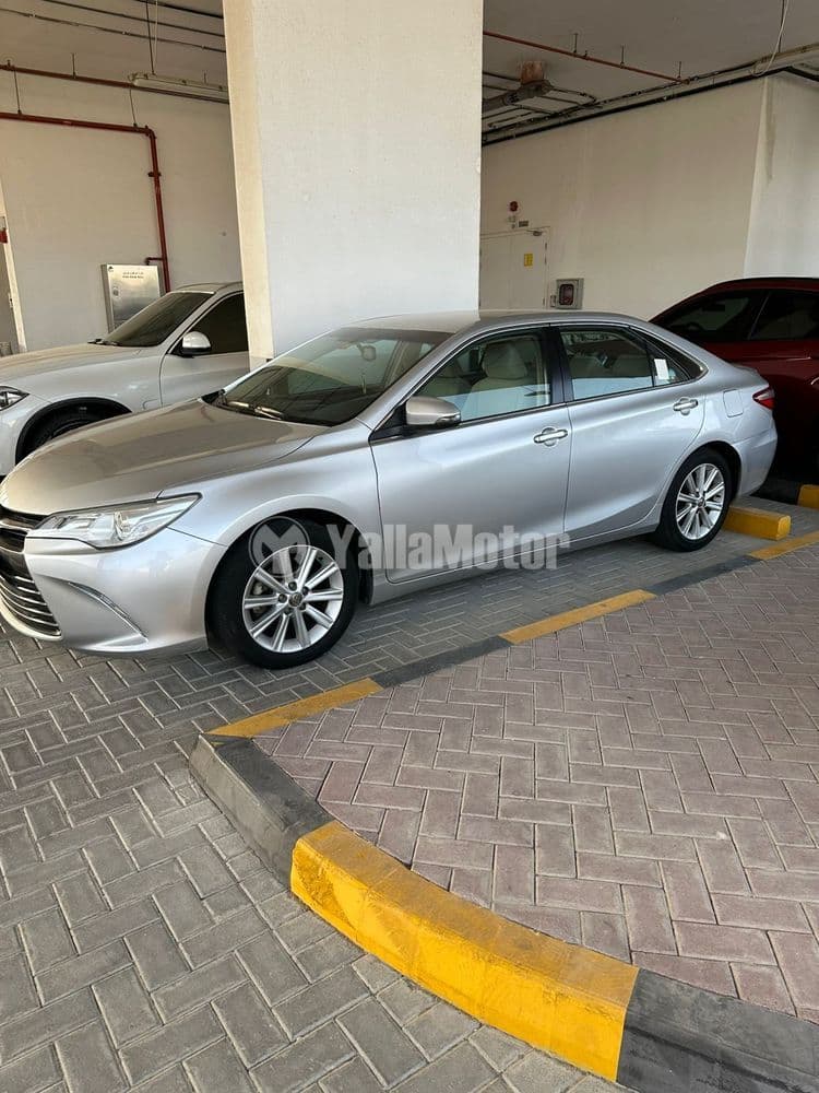 Used Toyota Camry 2.5 SE 2016