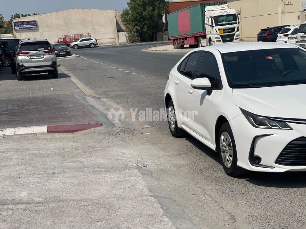 تويوتا كورولا 1.8L Comfort Hybrid 2021 مستعملة