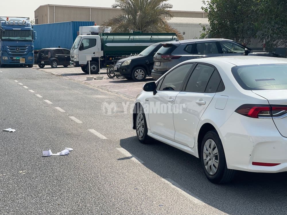تويوتا كورولا 1.8L Comfort Hybrid 2021 مستعملة
