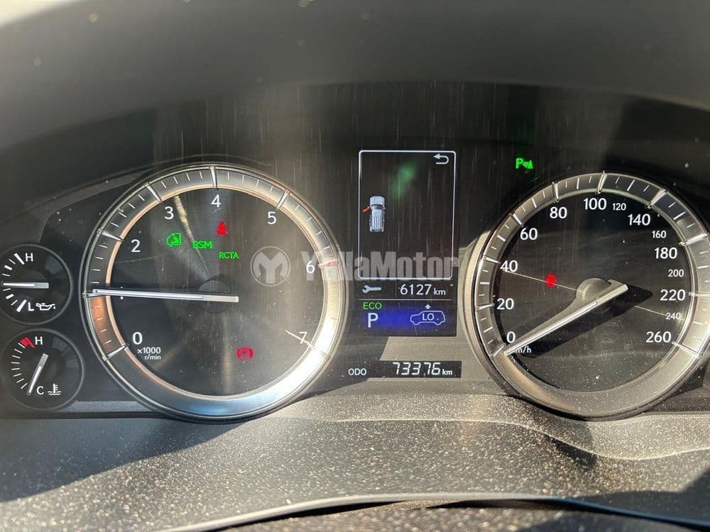 لكزس أل أكس 570 5 door 5.7L 2019 مستعملة