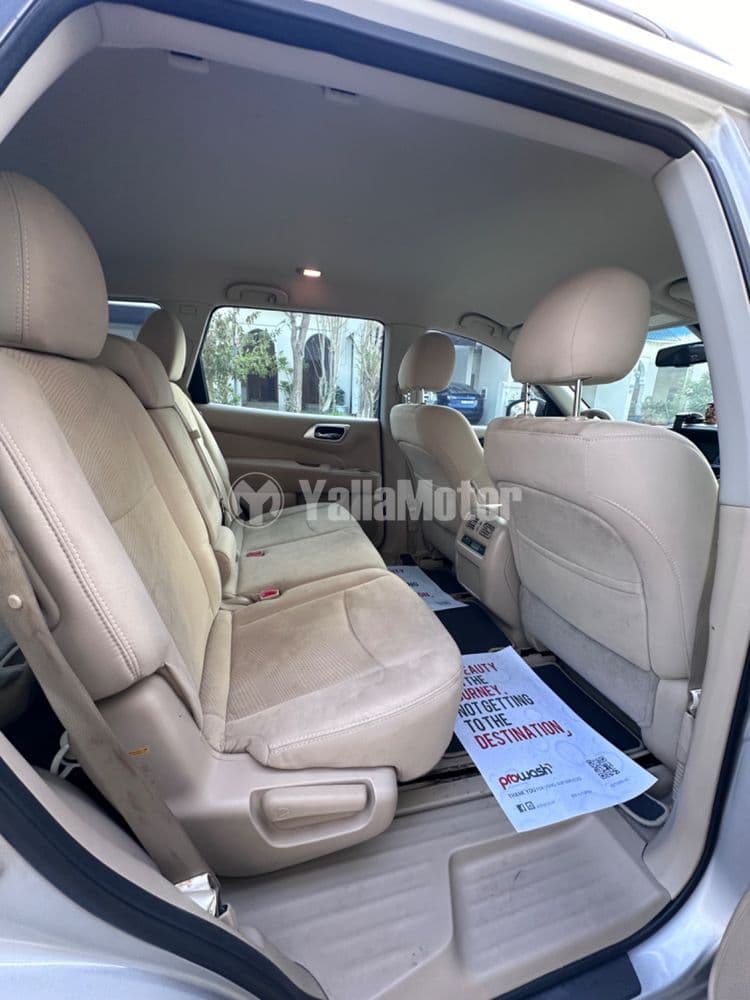 مستعملة نيسان باثفايندر 3.5L SL 4WD 2014