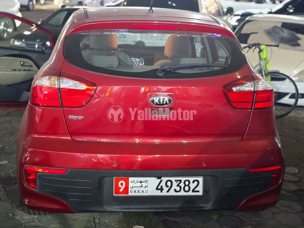 كيا ريو 5 Door Hatchback 1.4L 2015 مستعملة