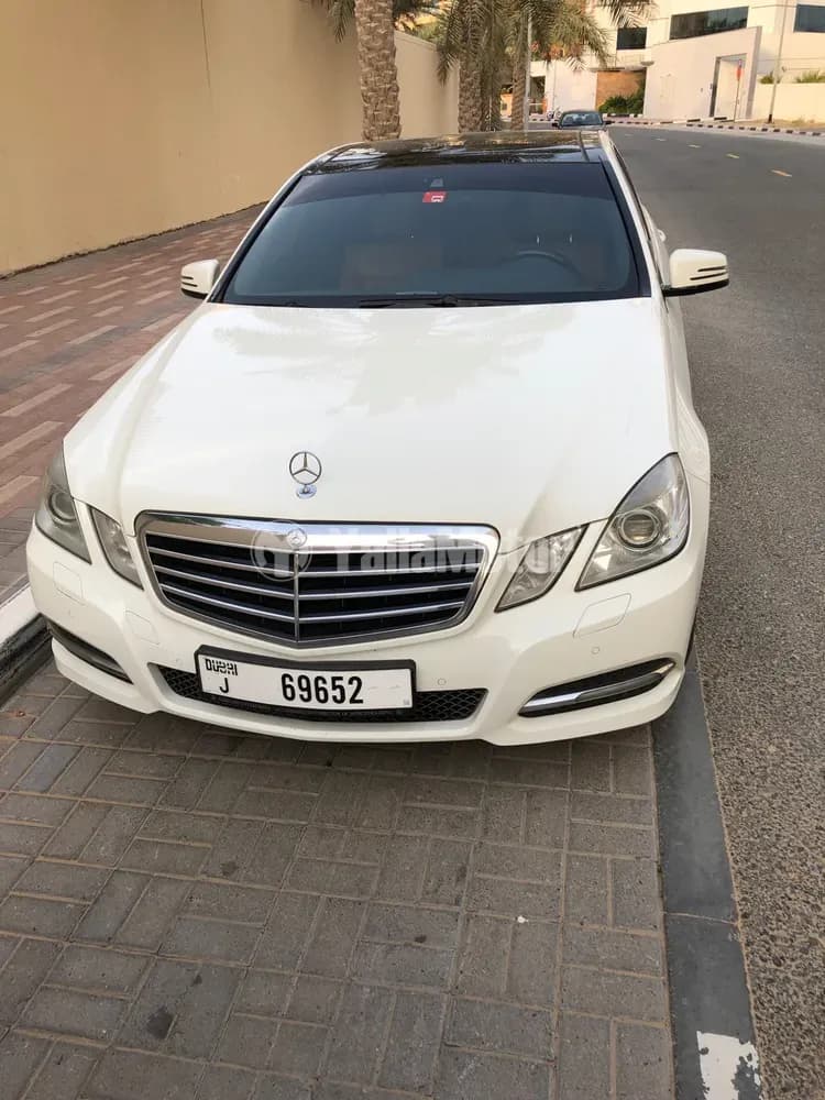 Used Mercedes-Benz E-Class E 300 2011