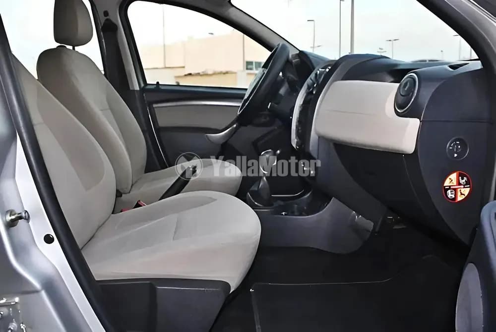 مستعملة رينو دستر 1600 CC Manual 4WD 2020