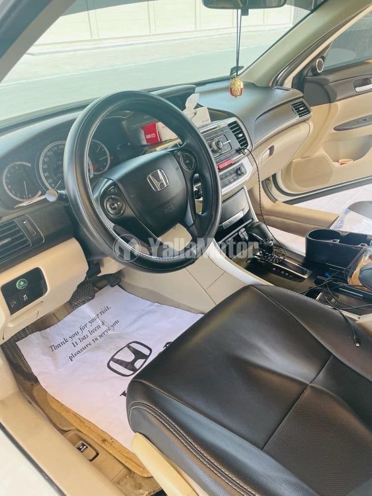 مستعملة هوندا أكورد 2015