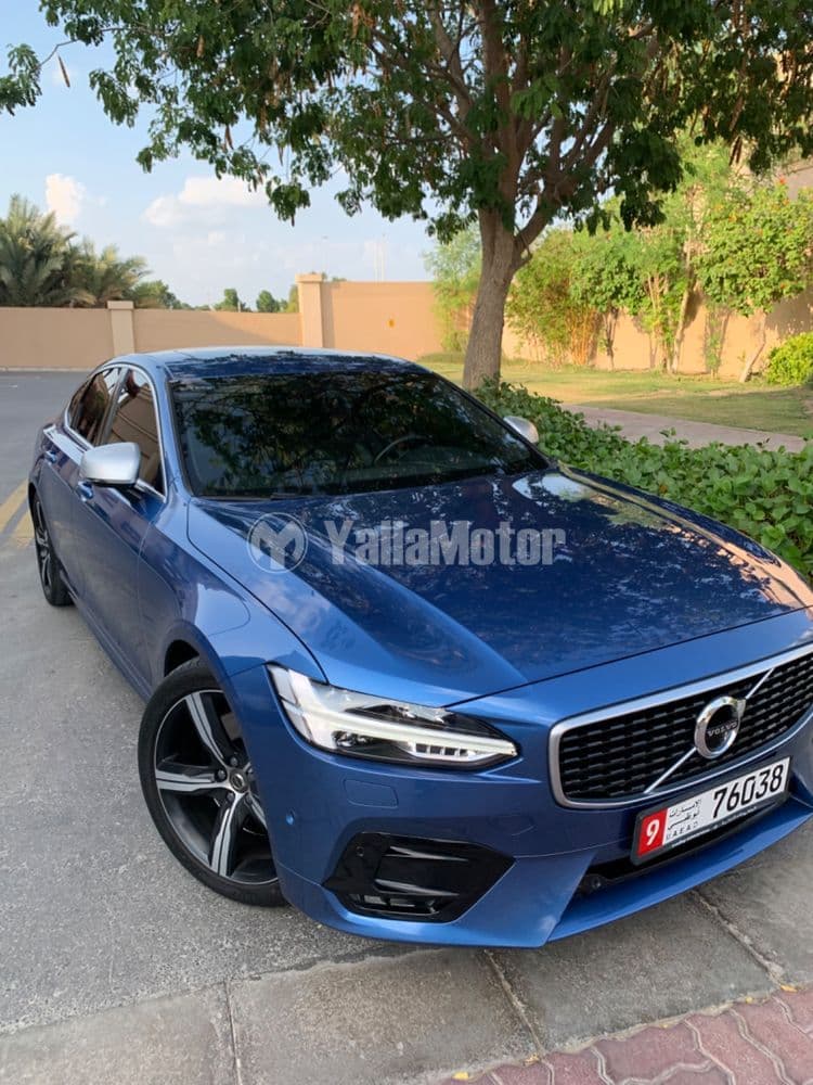 فولفو إس90 T6 AWD R Design 2019 مستعملة