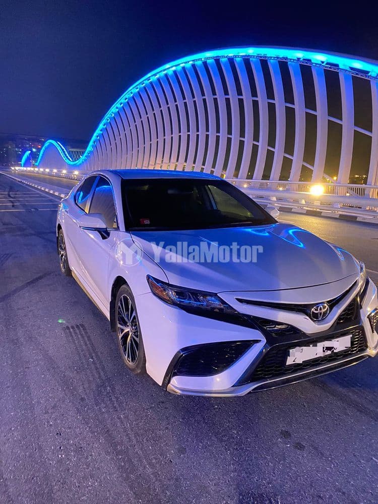 Used Toyota Camry 2.5L SE (204 HP) 2020