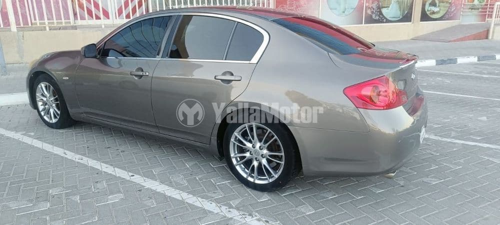 مستعملة انفينيتي جي25 سيدان 2.5L Luxury Sunroof 2014