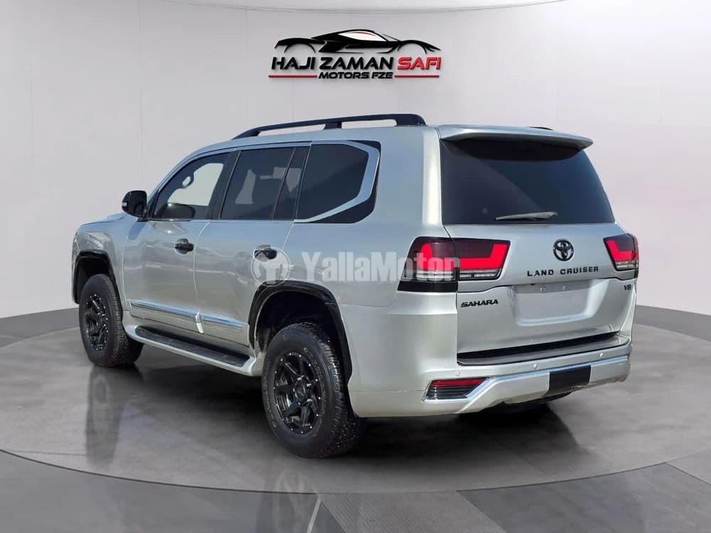 مستعملة تويوتا لاند كروز 2014