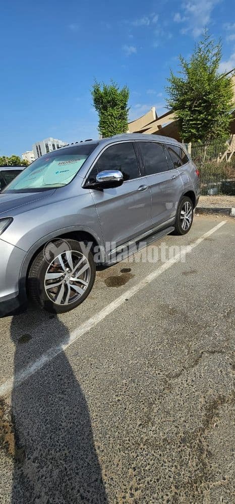 Used Honda Pilot 3.5 Touring (AWD) 2018