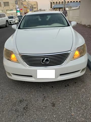 Used Lexus LS 460 4 door 4.6L SWB 2007
