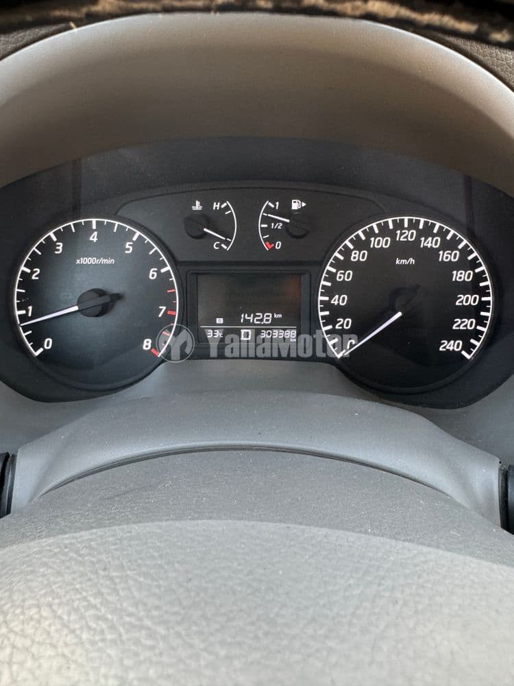 نيسان سنترا 1.6L سيدان 2014 مستعملة