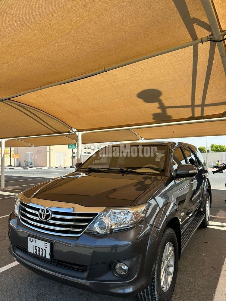 Used Toyota Fortuner 2.7L EXR 2014