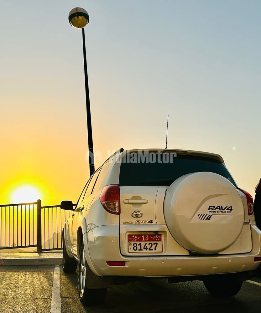 مستعملة تويوتا راف4 2.5L Limited 4X4 2007