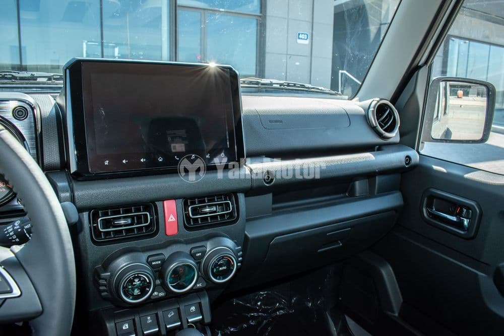 سوزوكي جمني 1.5L GLX A/T 2025 الجديد