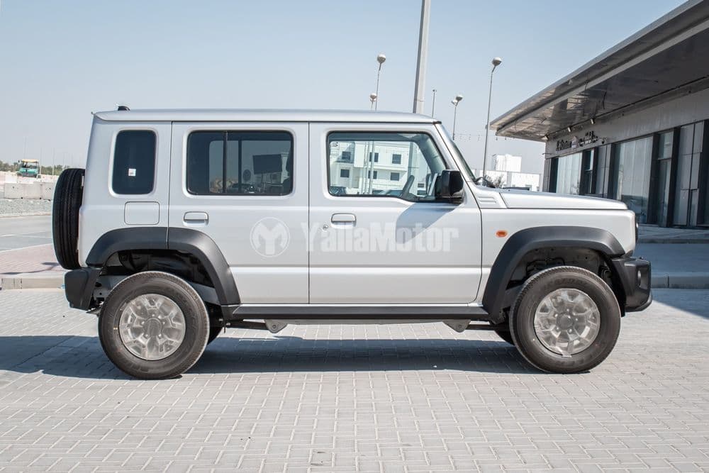 سوزوكي جمني 1.5L GLX A/T 2025 الجديد