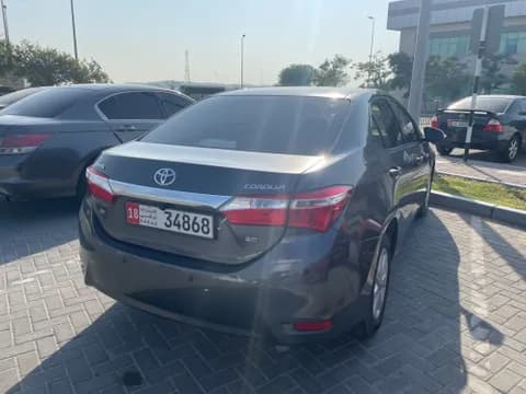 Used Toyota Corolla 2.0 L SE 2014
