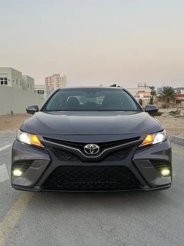 Used Toyota Camry 2.5 SE 2018