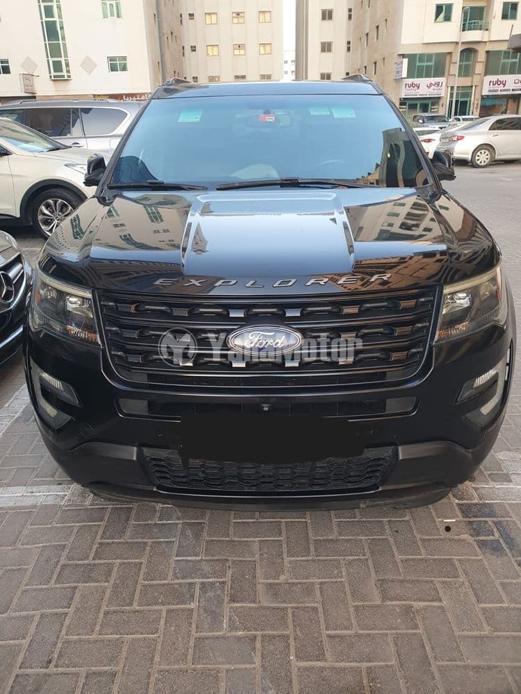 مستعملة فورد اكسبلورر 3.5L V6 سبورت 2017