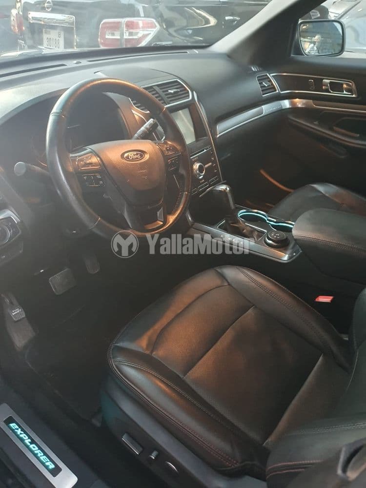 مستعملة فورد اكسبلورر 3.5L V6 سبورت 2017