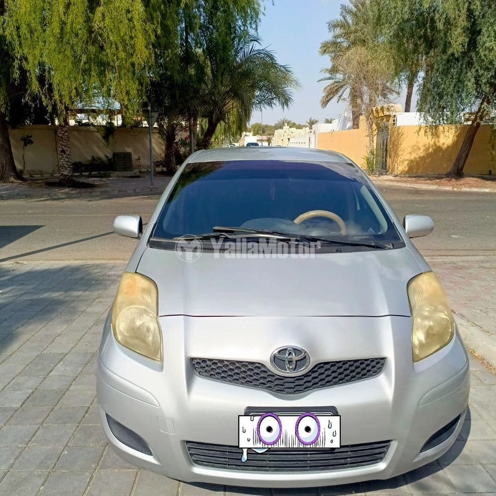 مستعملة تويوتا يارس هاتشباك Hatchback 2011