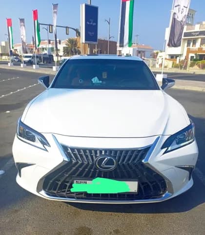 Used Lexus ES 300 Hybrid 2023