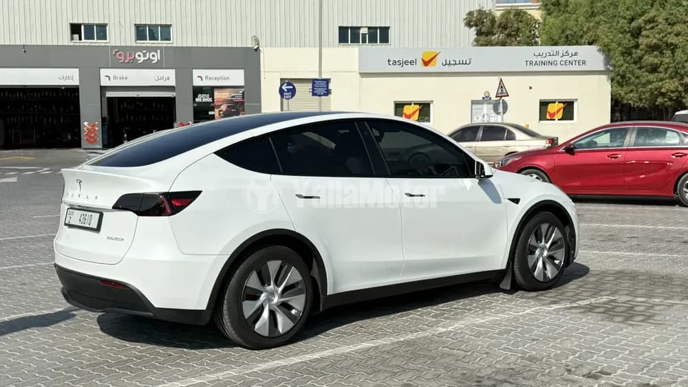 Used Tesla Model Y 2023