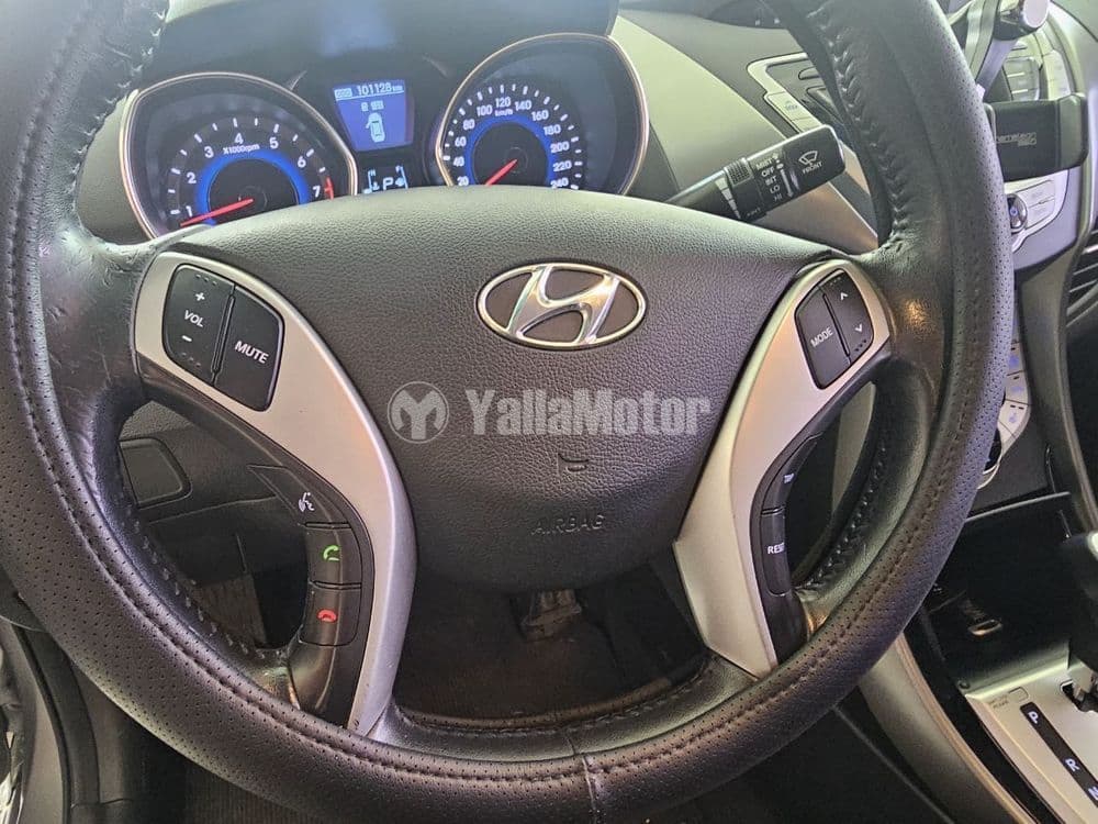 هيونداي إلنترا 1.6L 2012 مستعملة