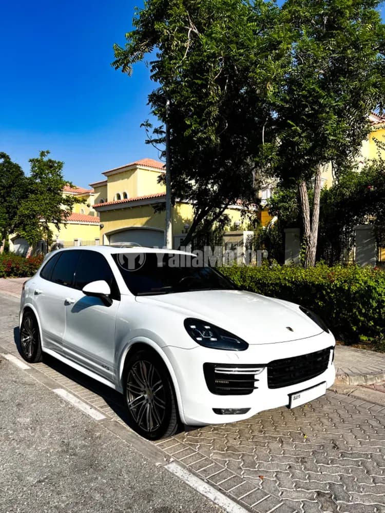 Used Porsche Cayenne GTS 2016