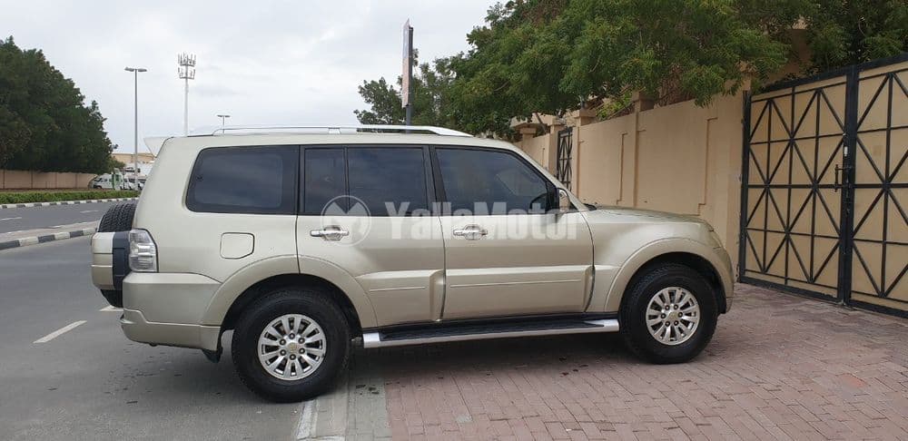 Used Mitsubishi Pajero 3.8L 5 Door Full 2010
