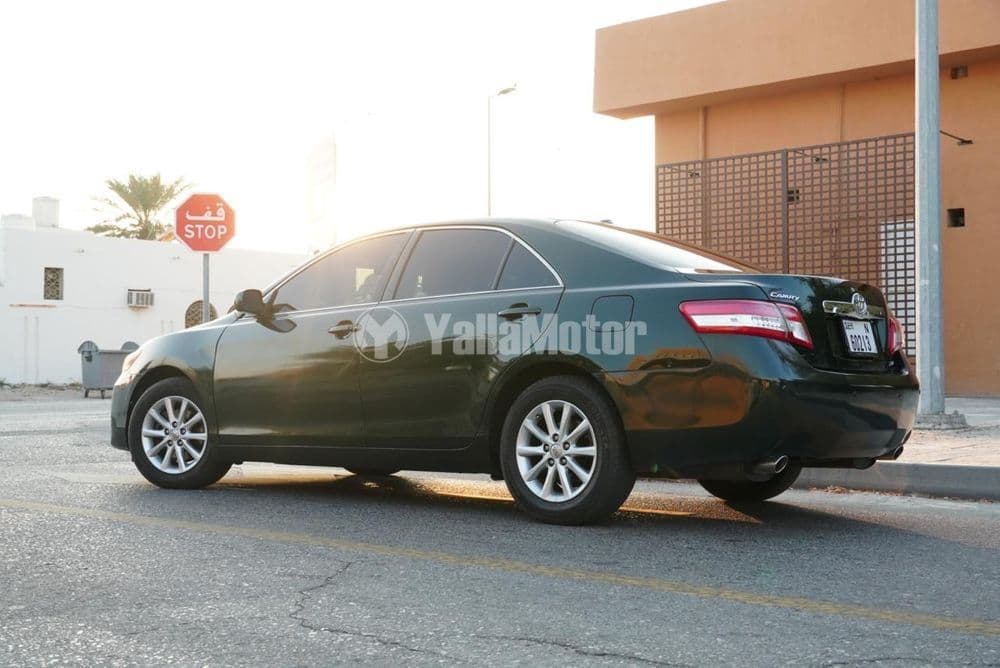 مستعملة تويوتا كامري 3.5L Sport 298 HP 2011