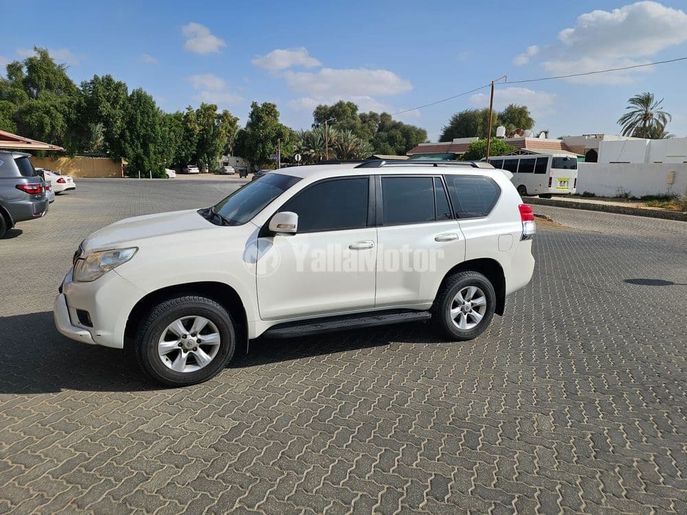 مستعملة تويوتا لاند كروزر برادو 4.0L V6 TXL1 2012