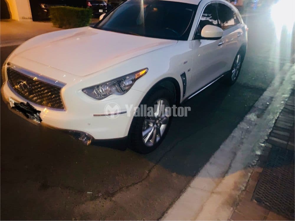 انفينيتي كيو اكس70 3.7L لكشاري 2018 مستعملة