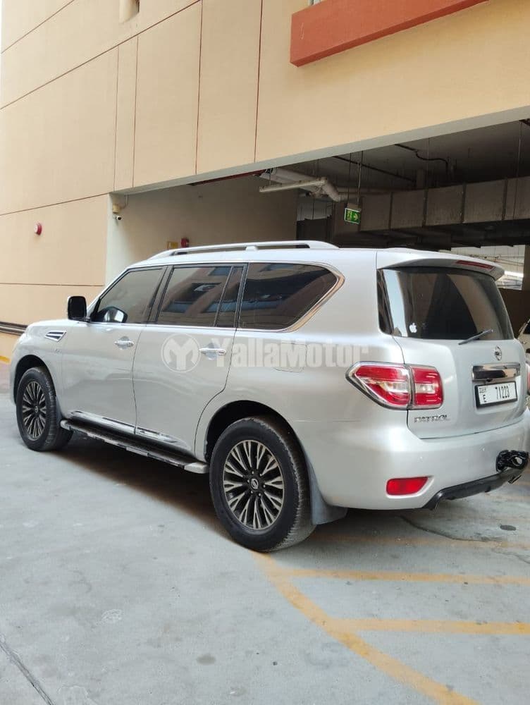 Used Nissan Patrol 5.6L LE Platinum 2011