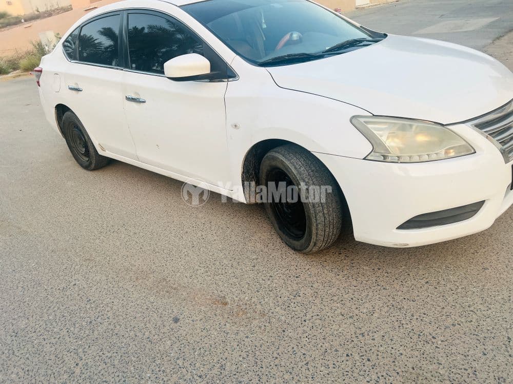 مستعملة نيسان سنترا 1.6L سيدان 2016