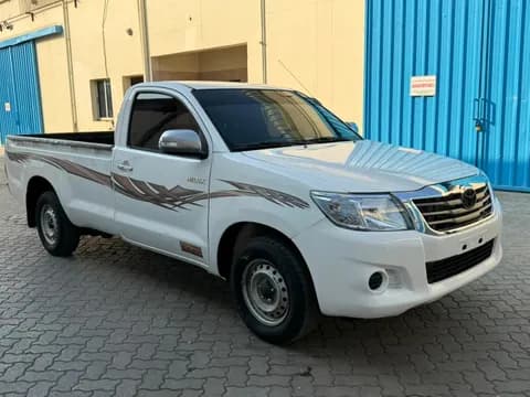 Used Toyota Hilux 2.7L Double Cab GL M/T (4x2) 2014
