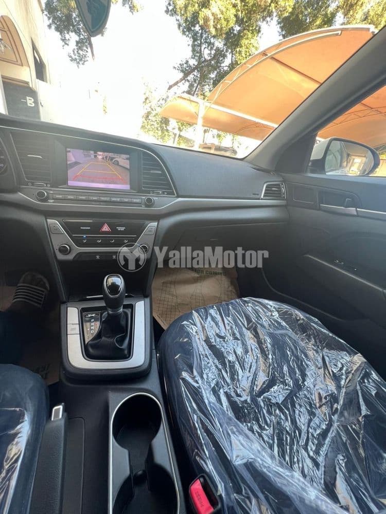 هيونداي إلانترا 2.0L Premium 2018 مستعملة