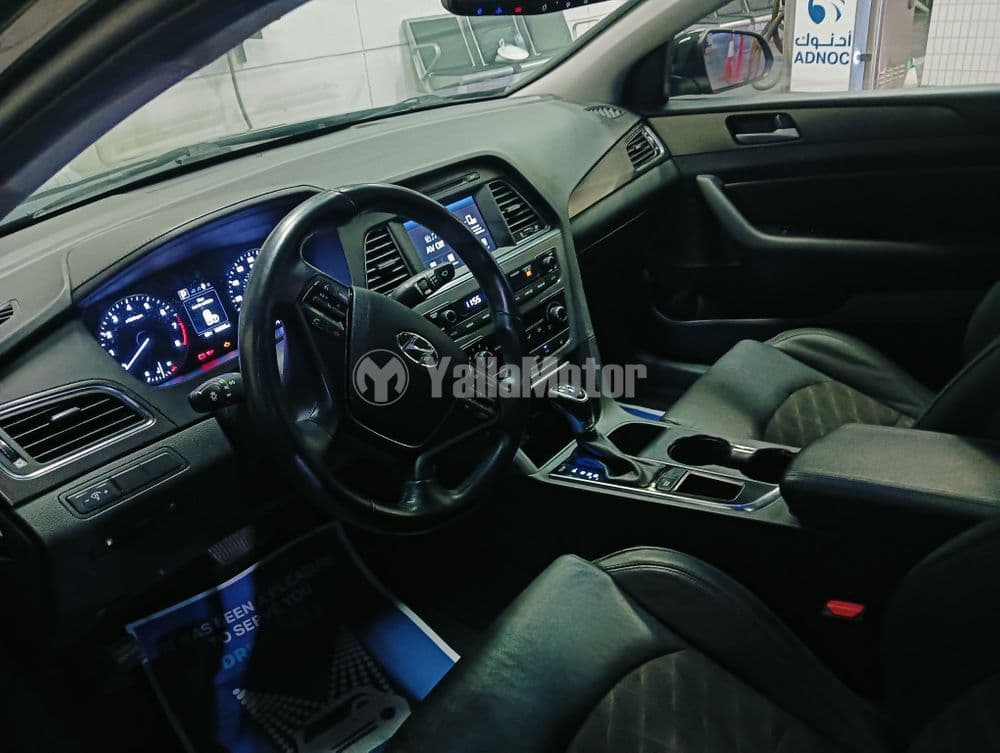 هيونداي سوناتا 2.0L توربو سبورت 2017 مستعملة