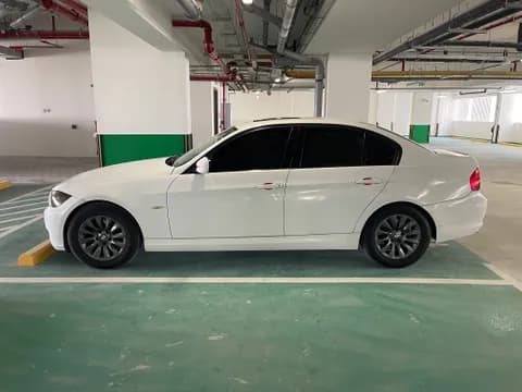 Used BMW 3 Series Sedan 320i 2009