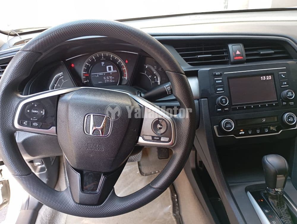 مستعملة هوندا سيفيك 1.6L LX 2017