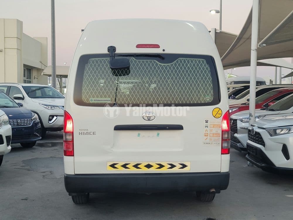 تويوتا هايس 2.7L GL Panel Van 3-Seater 2022 مستعملة