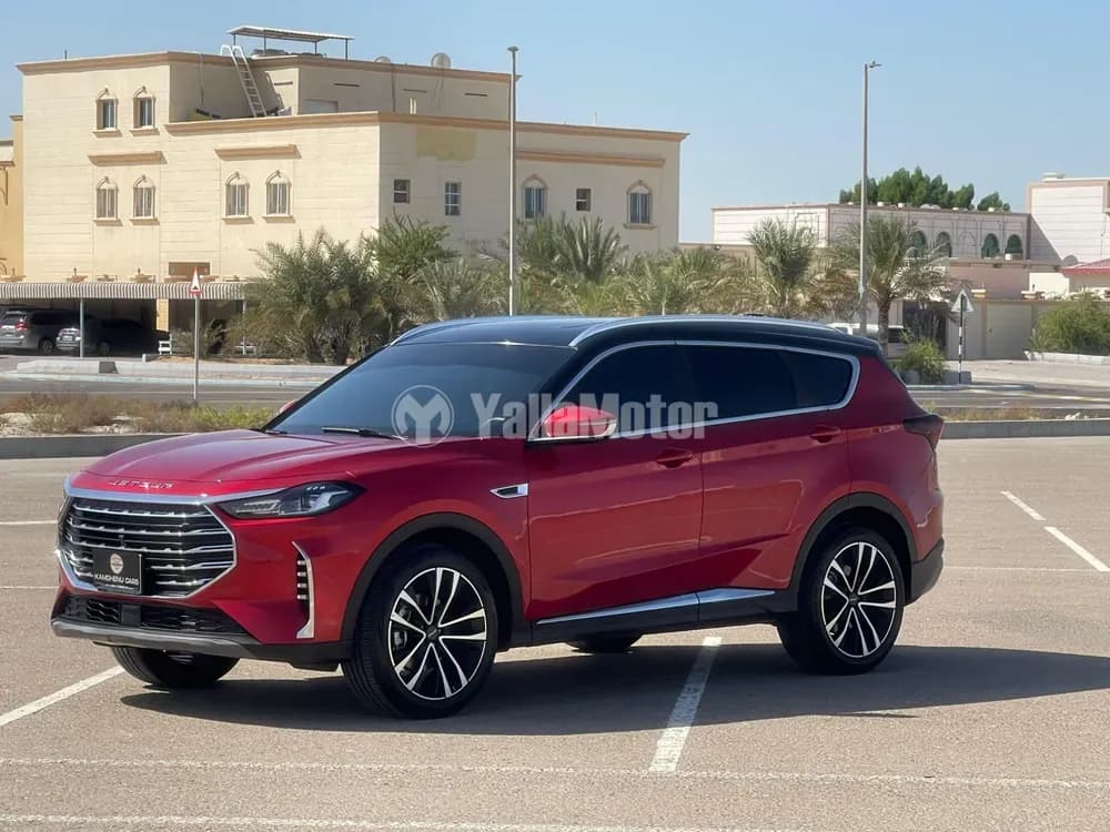 مستعملة جيتور X70 Plus 1.5T Comfort 5 Seater 2023