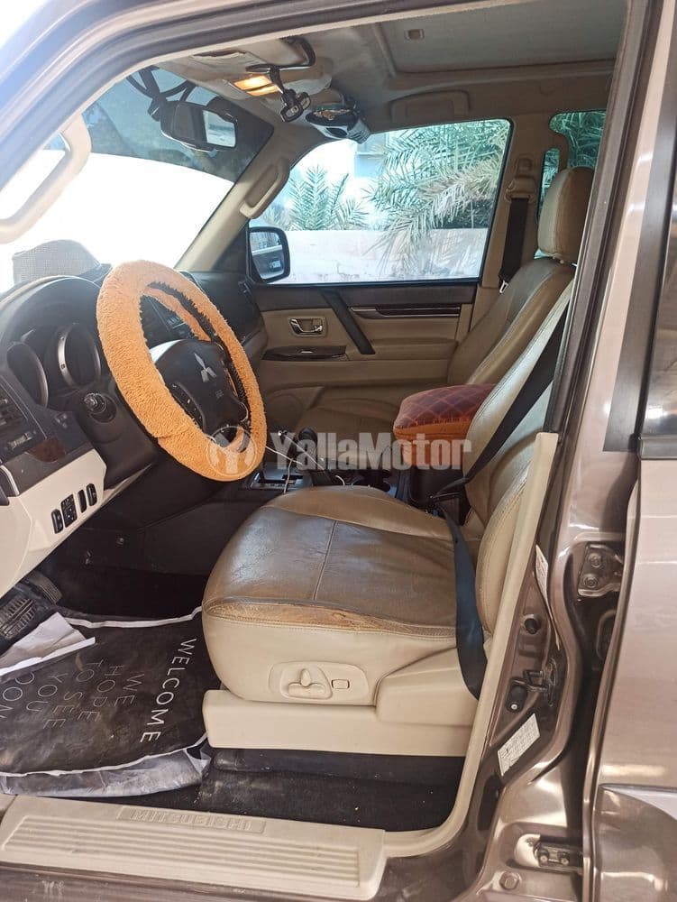 Used Mitsubishi Pajero 3.5L 5 Door Full 2012