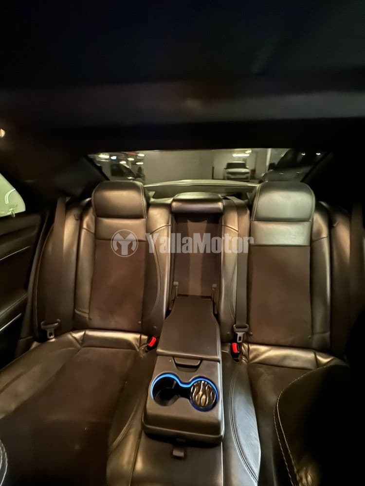 Used Chrysler 300 SRT8 6.4 L 2012