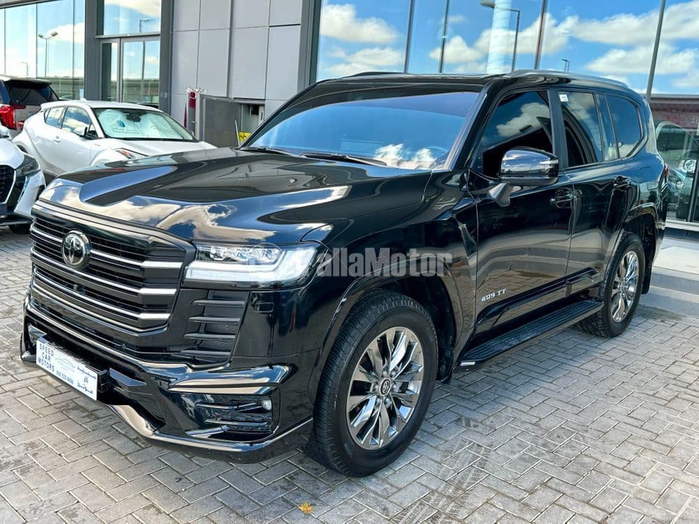 تويوتا لاند كروزر 4.6L GXR 2024 مستعملة
